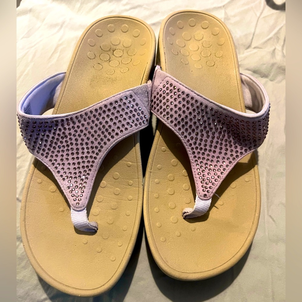 Vionic Lavender Rhinestone Thong Sandals